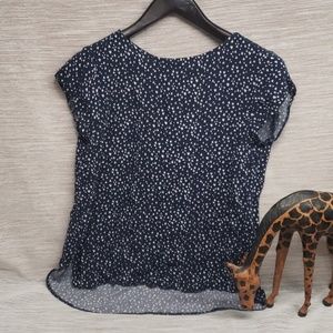 Women's blouse, size 6